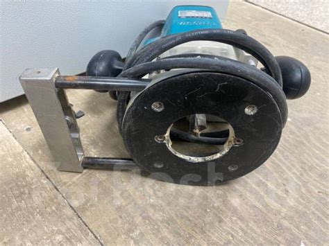 Фрезер Makita 3612C Оригинал! Отличное состояние! 1850Вт 9000-22000об ...