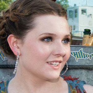 Abigail Breslin Leaked Nude Photos And Videos