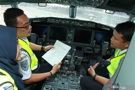 Kemenhub Inspeksi Pesawat Boeing 737 MAX 8 Milik Lion Air Dan Garuda