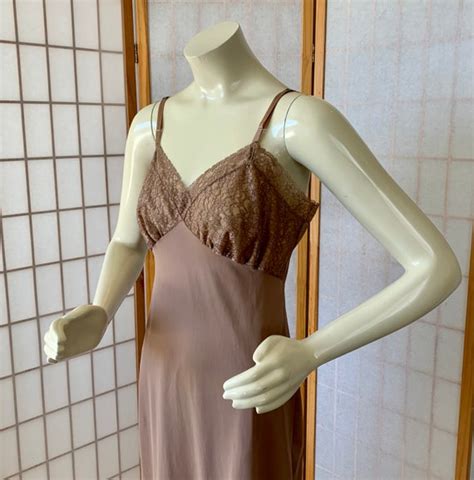 S Mocha Latte Lace Lingerie Full Slip By Van Raal Gem