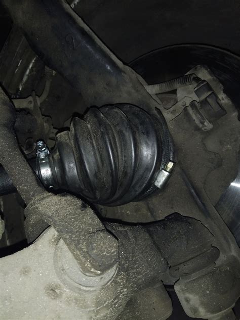 Замена пыльника шруса — Audi A4 Avant (B5), 1,9 л, 1996 года | своими ...