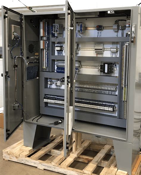 industrial control panels custom fabrication engineering