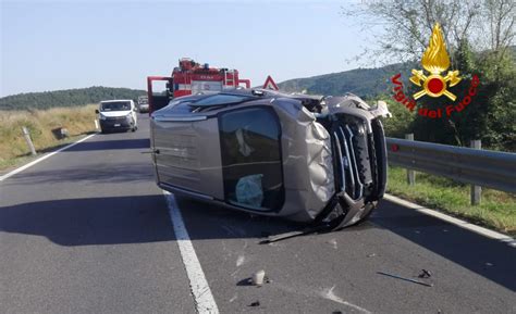 Incidente Frontale Tra Due Auto Sulla Siena Grosseto Prima Siena