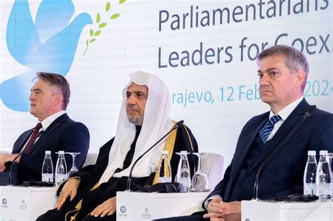 Muslim World League Calls for Promoting Peace