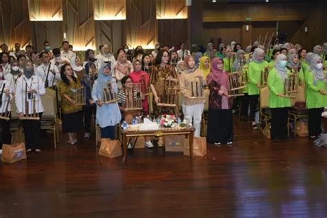 Pupr Gelar Latihan Persiapan Pemecahan Rekor Dunia Angklung Tinemu