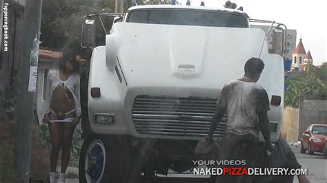 Nakedpizzadelivery Nude OnlyFans Leaks Fappening FappeningBook