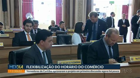 Vereadores aprovam projeto que flexibiliza horário do comércio de