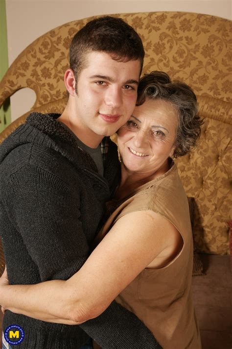 Official Mature Nl On Twitter I Guess They Are Both Lucky And Happy Agree Maturenl Mature