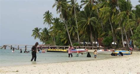 10 Pantai Di Anyer Yang Bagus Dan Wajib Dikunjungi