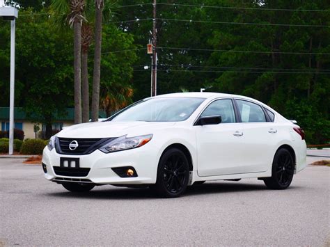 Pre Owned 2018 Nissan Altima 2 5 SR FWD 4D Sedan