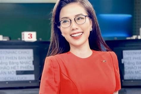 BTV thời sự vượt mặt Thụy Vân dẫn đầu VTV Awards 2022 là ai Gia