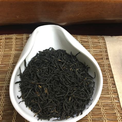 正宗武夷山红茶浓香金骏眉茶叶桐木关正山小种红茶厂家直供礼盒装 阿里巴巴