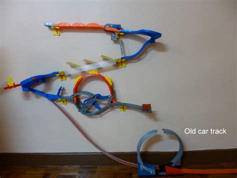 Kiddothings: Hot Wheels Wall Tracks Starter Set - A Review