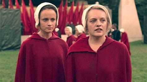 The Handmaid s Tale in 3 sezon afişi yayınlandı Yeni sezon