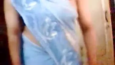 Womany In Saree Exposing Herself In This Pretty Film Wild Indian Tube