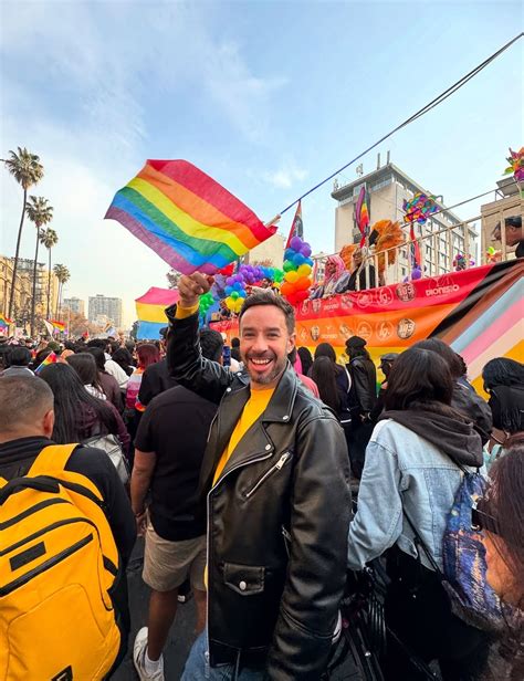 fotos da parada LGBT de Santiago no Chile Guia Gay São Paulo