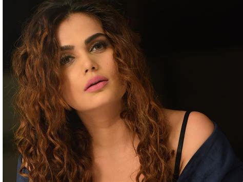 Actress Anupma Agnihotri Hot Pics Gallery