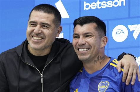 Soy Muy Agradecido Al Hincha Gary Medel En Su Presentaci N Como