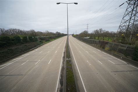 M25 in Surrey reopens eight hours ahead of schedule | The Independent