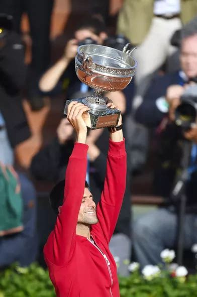 Roland Garros Novak Djokovic Entre Dans Lhistoire