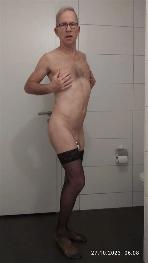 Mandatory Weighing Cagecheck Plugcheck Oktober Nude Pics Xhamster