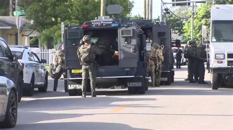 Man In Custody After Hours Long Swat Standoff In Allapattah