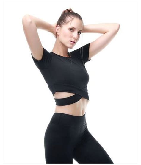 T P Yoga N Hot Nh T Hi N Nay