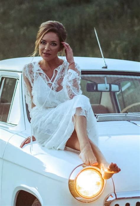 Hot Sexy Serafima Nizovskaya Bikini Pics