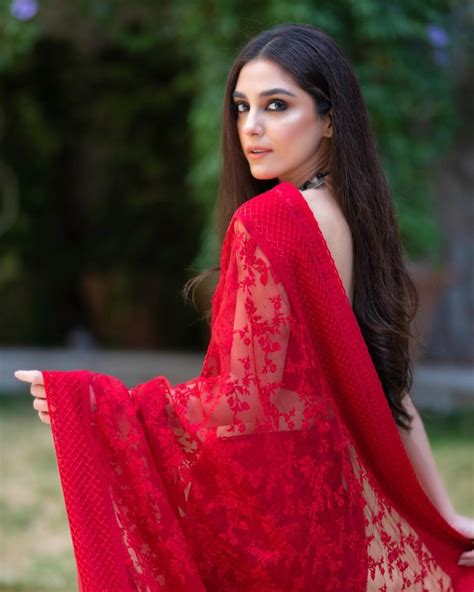 Sizzling Hot Maya Ali Featured In Faiza Saqlain New Collection 2021 KarobariDeal