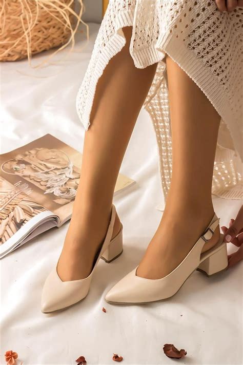 Aymood Nude Cilt Kadın Şık Günlük Rahat Kısa Topuklu Ayakkabı Arkası Açık Topuk Boyu 5cm Fiyatı