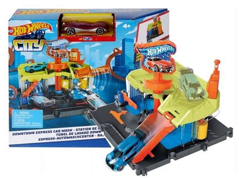 Игрушечный трек Hot Wheels City Игровой набор Экспресс Автомойка с 1 машинкой Хот Вилс HDR24