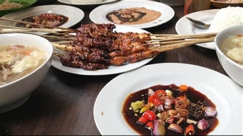 Foto Dari Sate Maranggi Hingga Nasi Bebek Rekomendasi Makan Siang Murmer