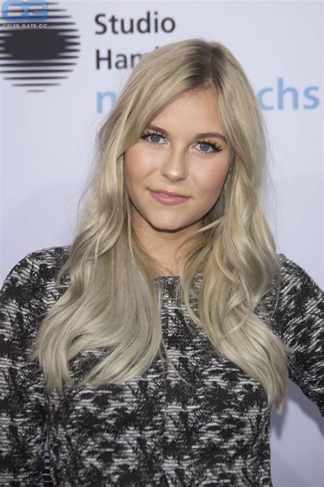 Dagi Bee Nude Pictures Photos Playboy Naked Topless Fappening