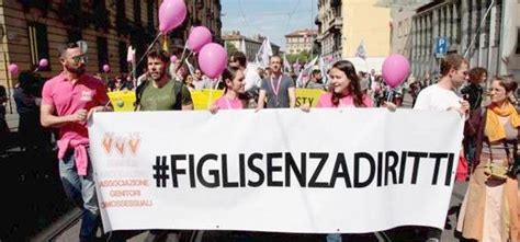 Coppie gay Angelo Pezzana questo parlamento non farà mai una legge sui figli delle famiglie