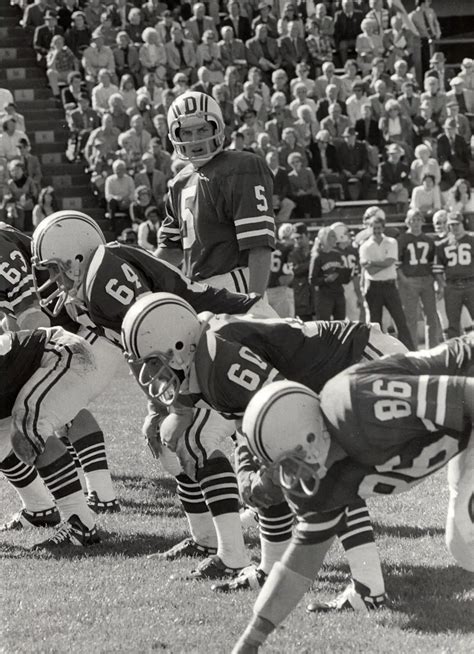 Public Transportation Guide to Dartmouth Coach in Boston 14