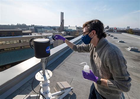 Three Moments from Spring 2021 | U of T Magazine - U of T Magazine