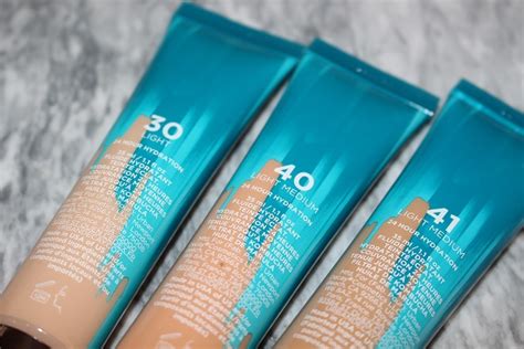 Urban Decay Stay Naked Hydromaniac Tinted Glow Hydrator Review