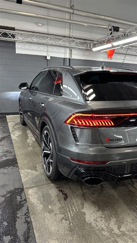 Manhattan Gray Black Optic A6 Allroad Raudi