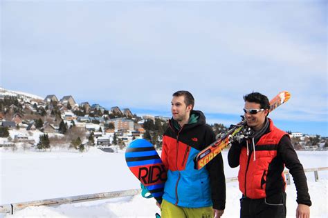 Location de raquettes à Super Besse Location de Skis au Mont Dore