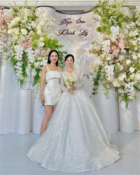 Cựu hot girl công bố mang bầu sau 5 tháng kết hôn con trai riêng có phản ứng gì