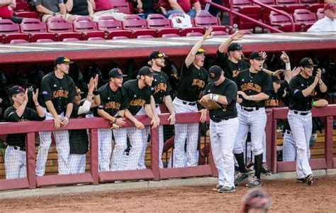 Winthrop Baseball Knocks Off South Carolina For First Time Since