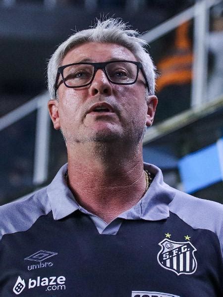 Odair Hellmann é o técnico mais duradouro do Santos desde Jesualdo 18