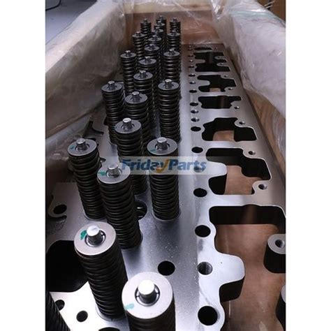 cylinder head  cummins engine  ism