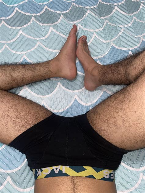Feet And Hairy Legs Nudes Gayfootfetish Nude Pics Org