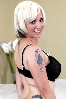 Watch Free Sophia Mounds Porn Videos On Tnaflix Free XXX Tube