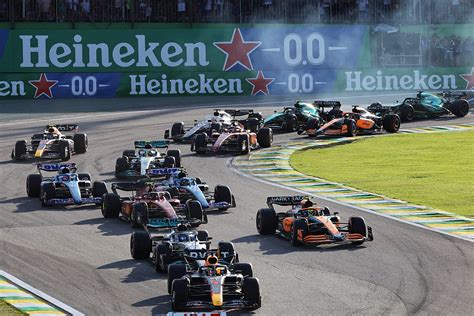 Calendario de presentaciones F1 2023 cuándo presenta su coche cada