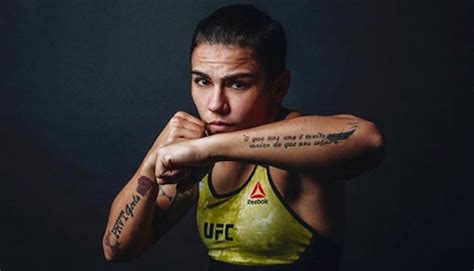Jessica Andrade Explains Why She Wasnt Upset Over Leaked Nude Photos BJPenn