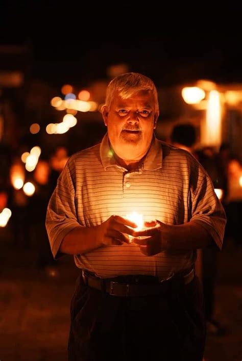 Miles De Velas Iluminan El Camino De La Virgen De Guadalupe En El