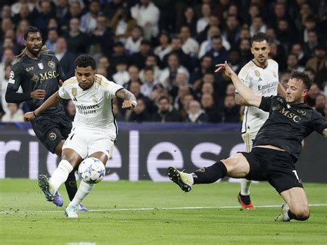 Le Real Madrid Bat Naples Dans Un Thriller Et S Assure La Premi Re