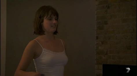 Hannah Britland Nude Pics Pagina 1